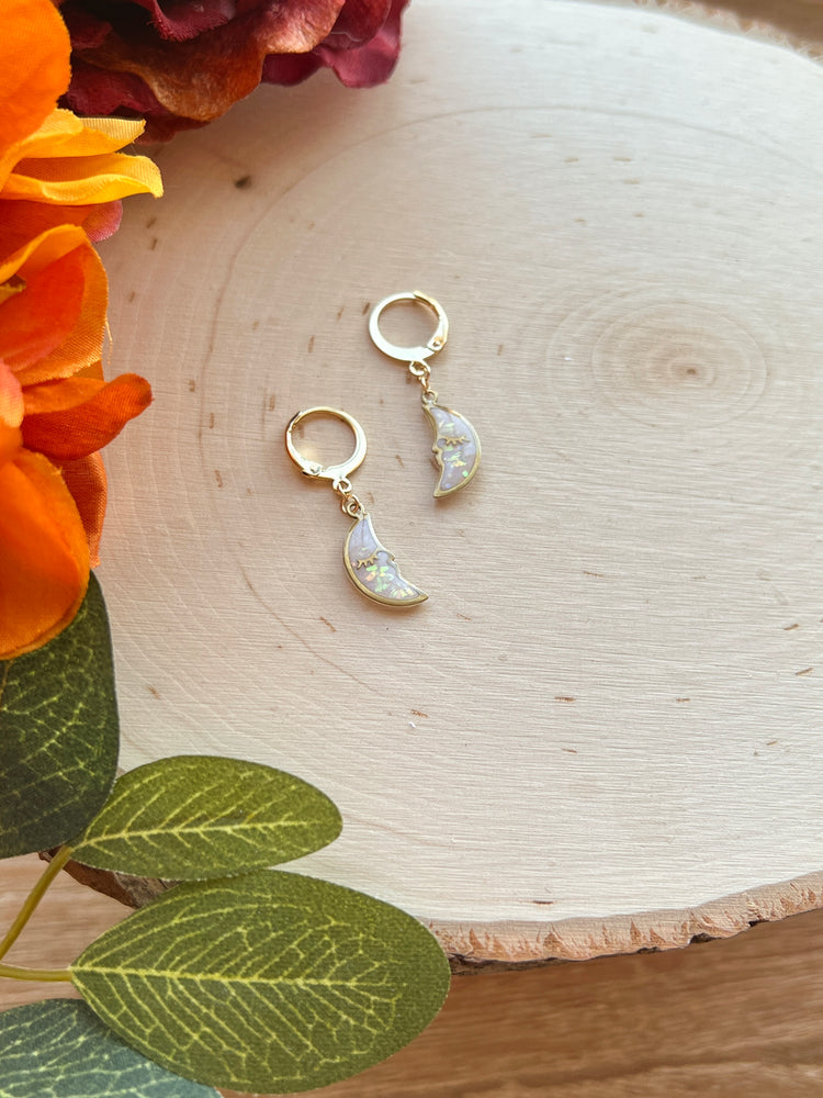 Smiling Opal Moon Huggies